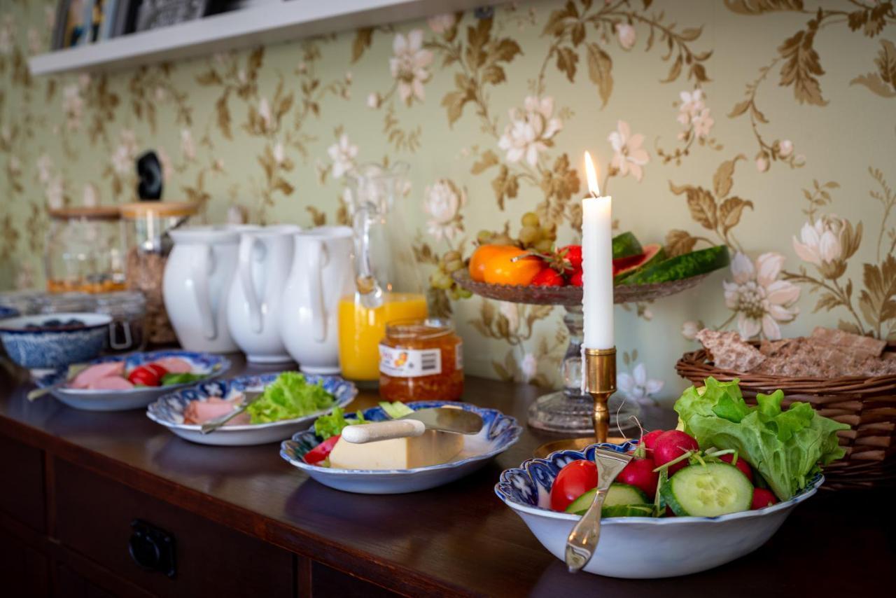 Fregatten Bed & Breakfast Karlskrona Exterior photo