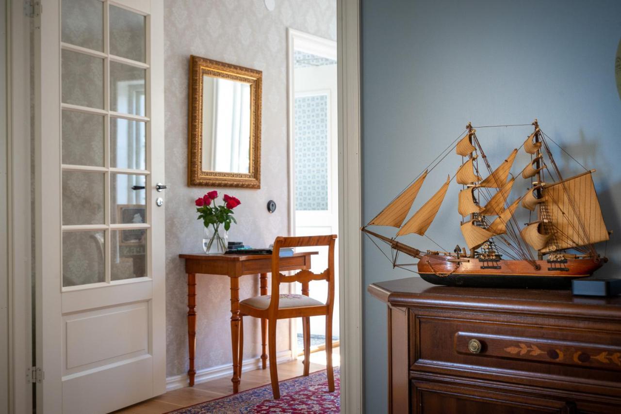 Fregatten Bed & Breakfast Karlskrona Exterior photo