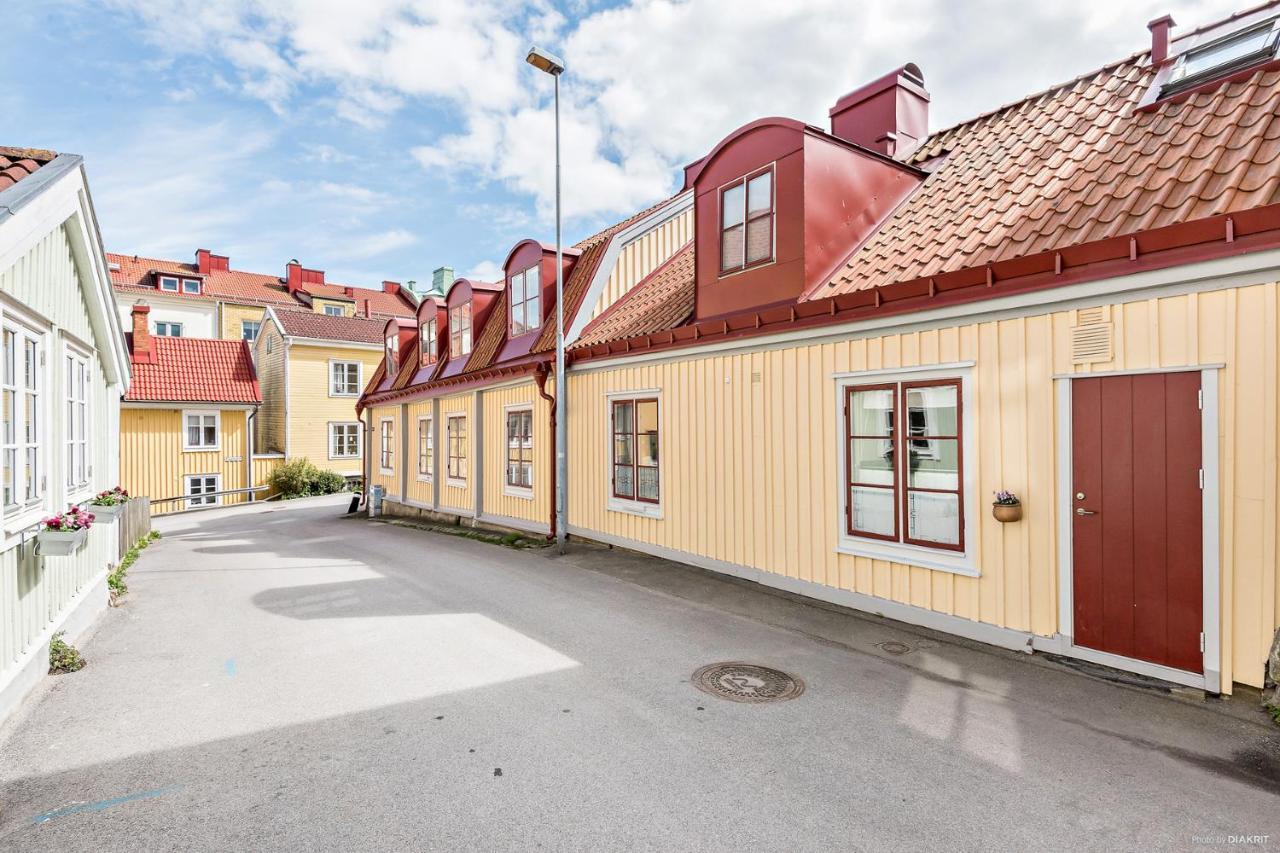 Fregatten Bed & Breakfast Karlskrona Exterior photo